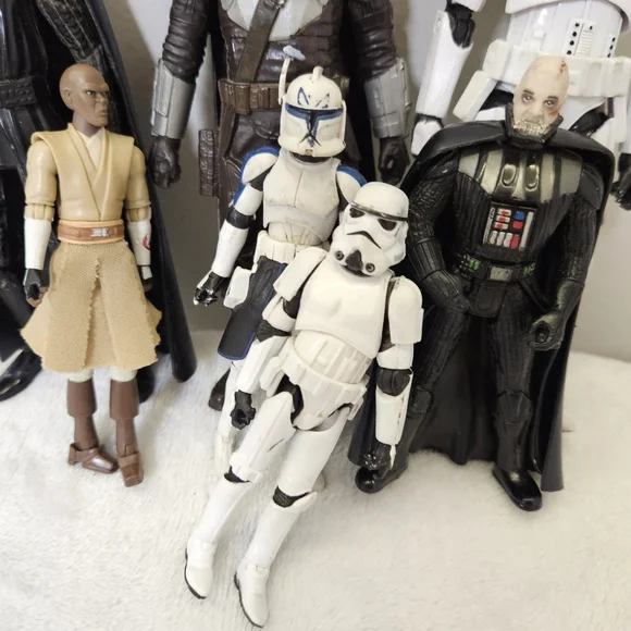 Star Wars Action Figure Set - Black, White, Tan - Picture 11 of 16